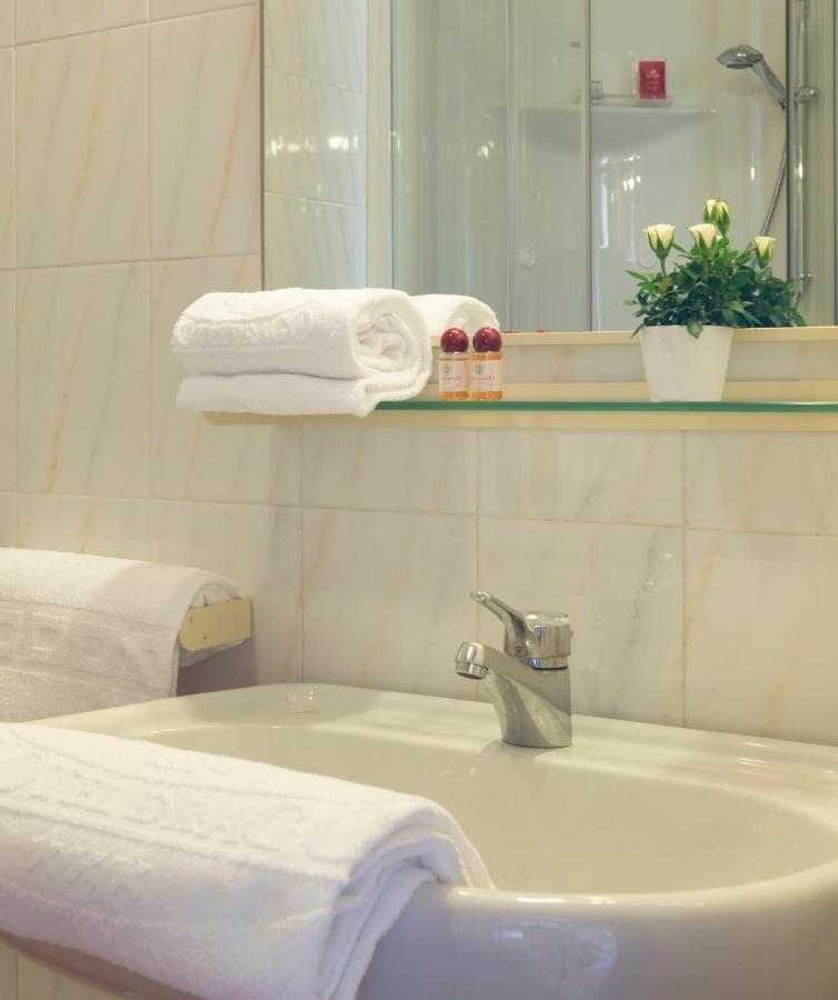 Hotel Drago - Garda Lake Collection Brenzone sul Garda Luaran gambar