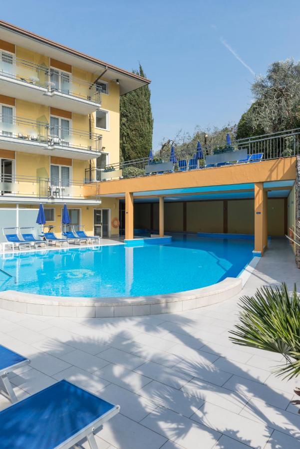 Hotel Drago - Garda Lake Collection Brenzone sul Garda Luaran gambar