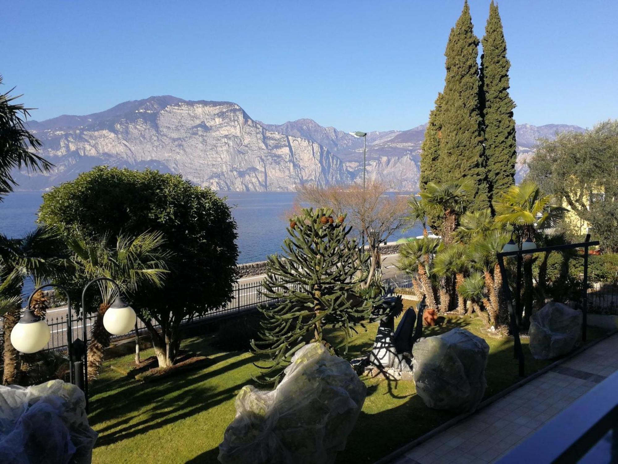 Hotel Drago - Garda Lake Collection Brenzone sul Garda Luaran gambar